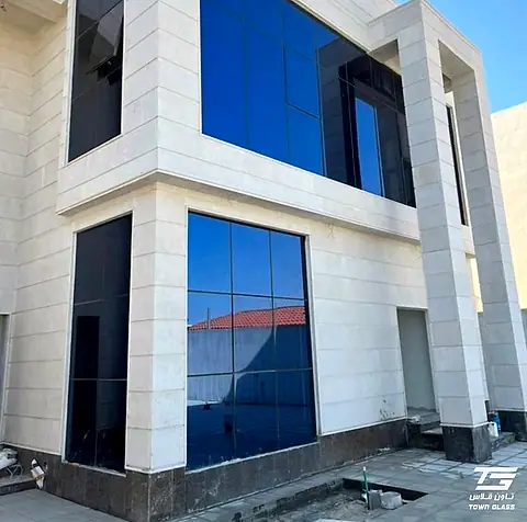 الواجهات الزجاجية — من مشاريع تاون قلاس (6)