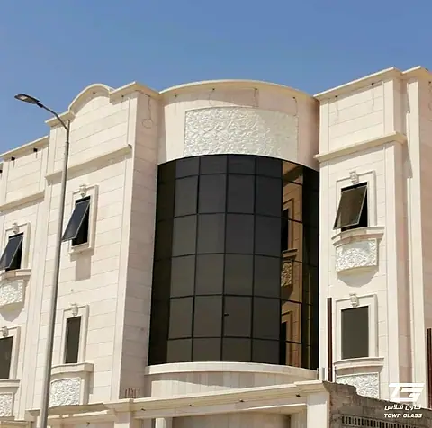 الواجهات الزجاجية — من مشاريع تاون قلاس (9)