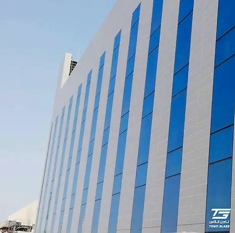 الواجهات الزجاجية — من مشاريع تاون قلاس (38)
