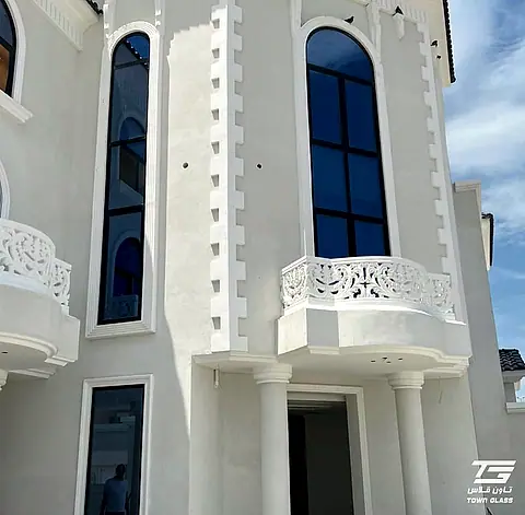الواجهات الزجاجية — من مشاريع تاون قلاس (57)